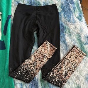 Electric Yoga Black & Rose Gold Leggings sz SM